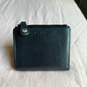 Coach Vintage Leather Bifold Wallet with Coin Zip – Black Glovetanned Leather